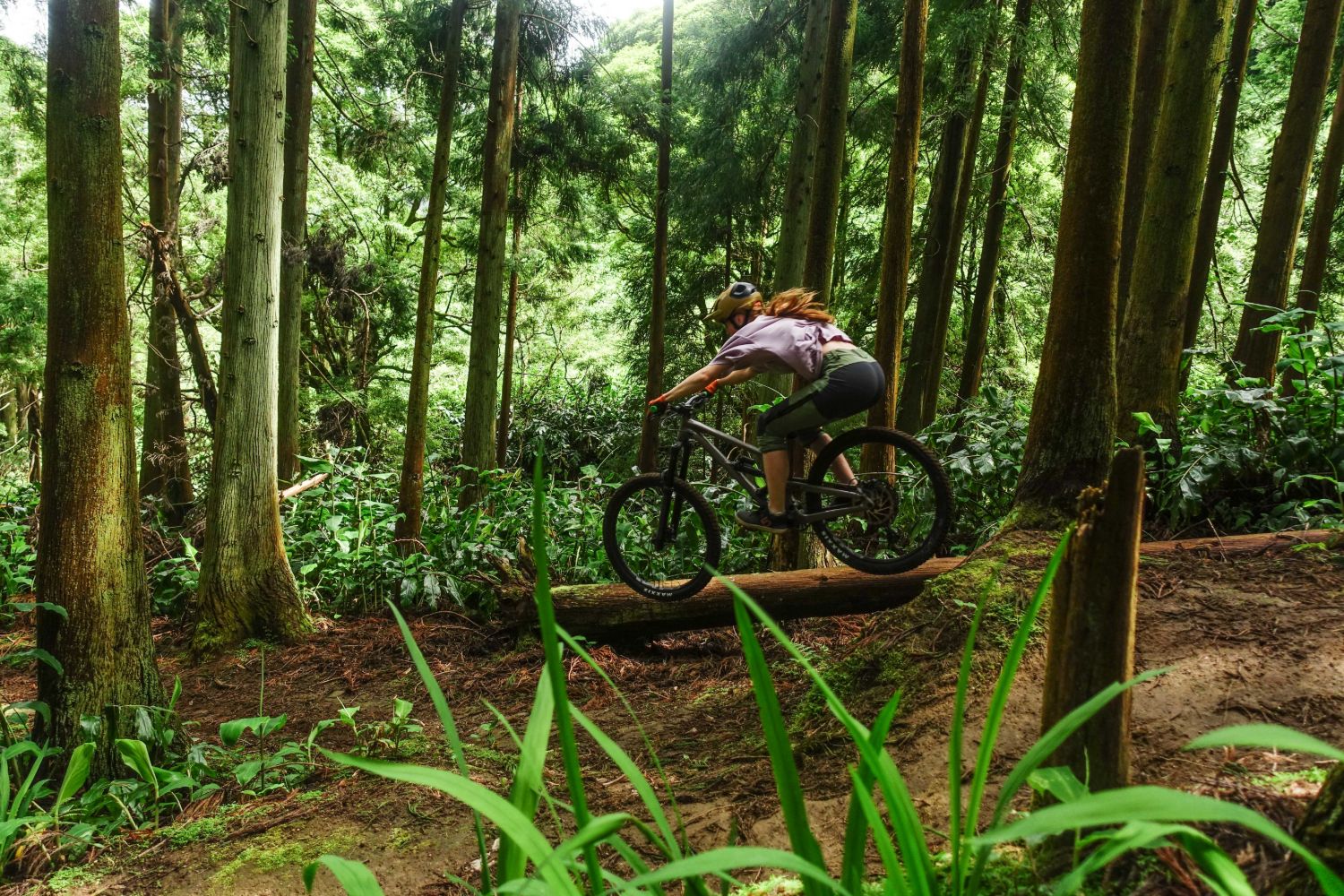 Enduro Paradise — on the trail